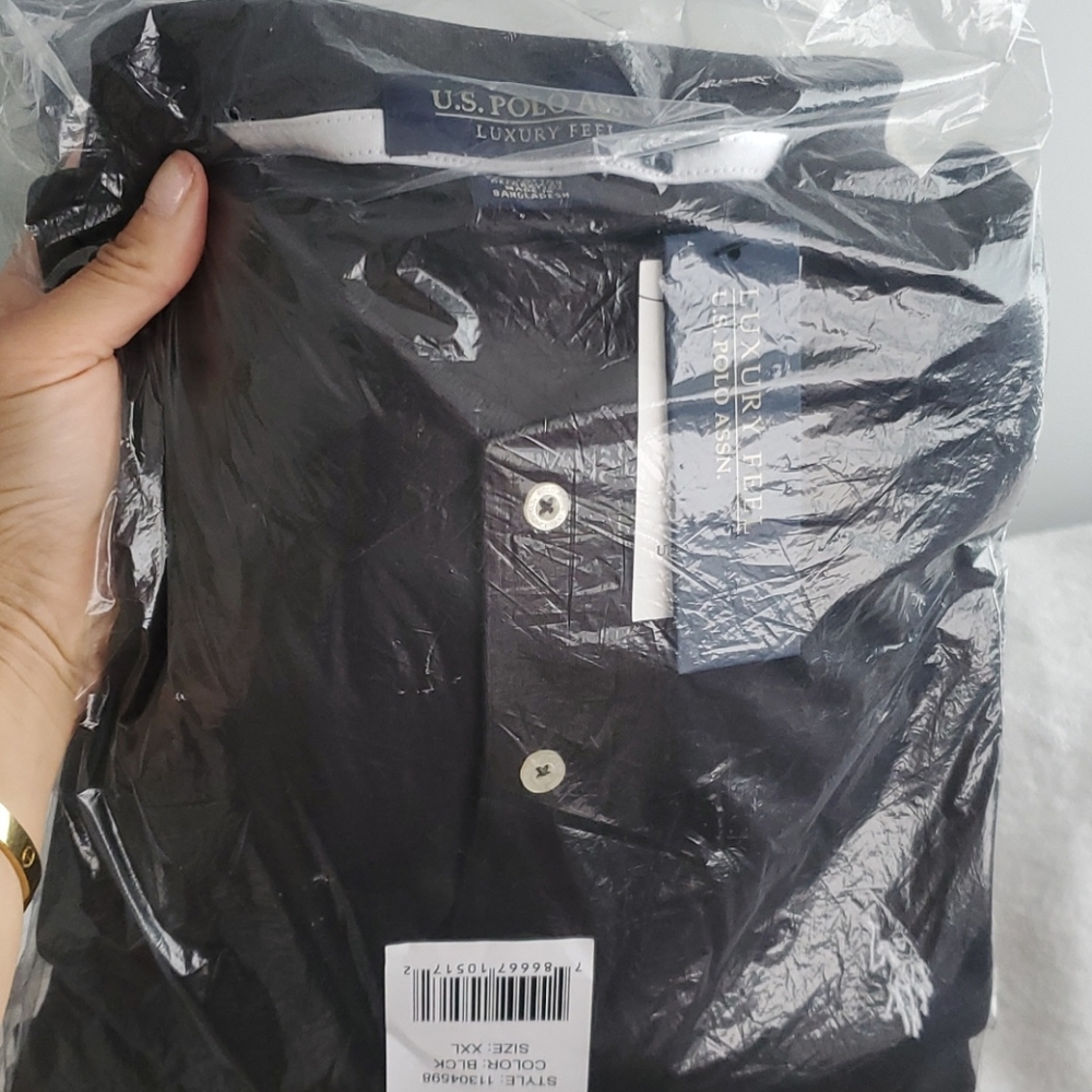 Men's black polo tee NWT
